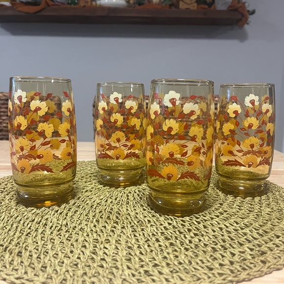 Vintage MCM 12oz tumblers - Picture 2 of 6